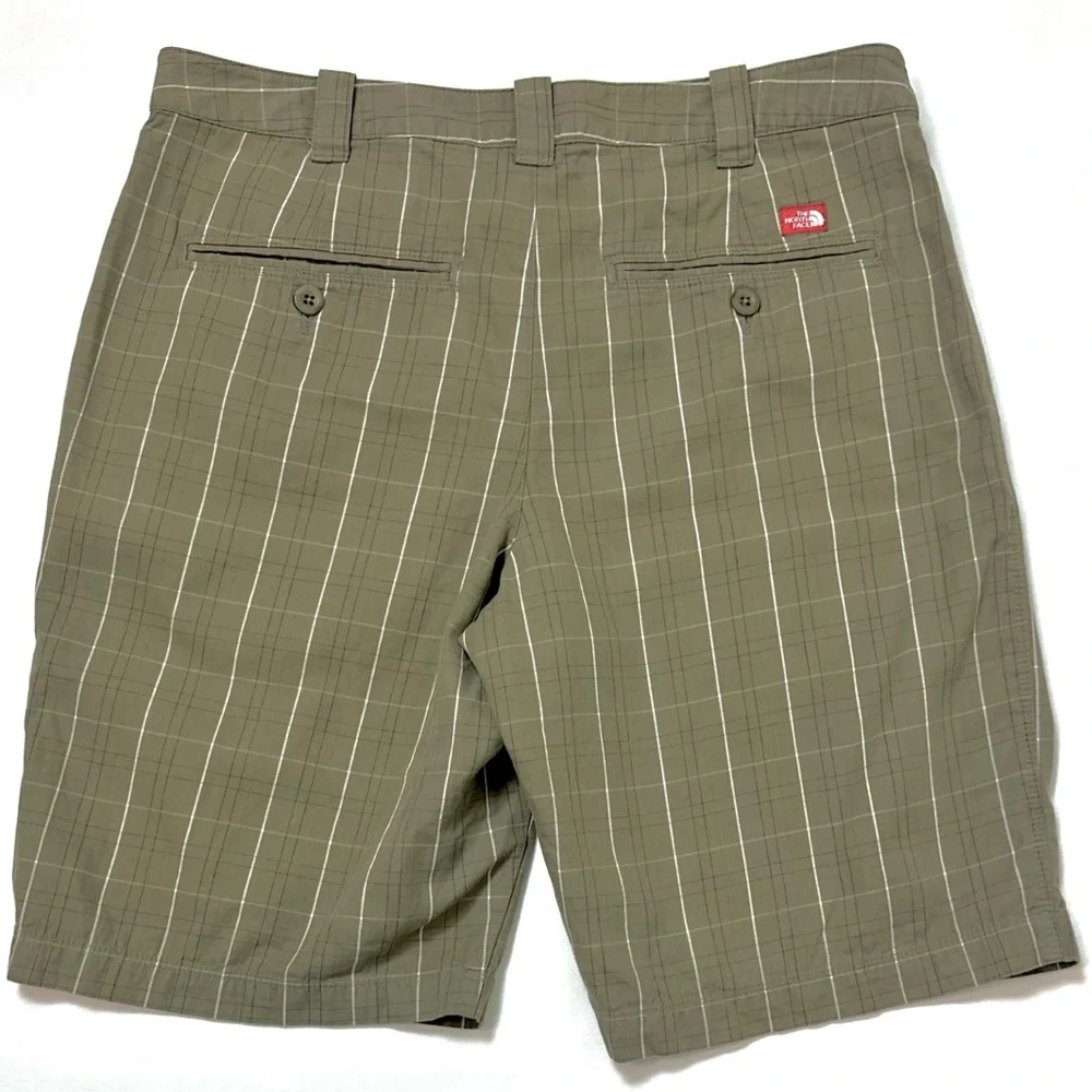 The North Face Plaid Tan‎ Bermuda Shorts Women’s Sz 12